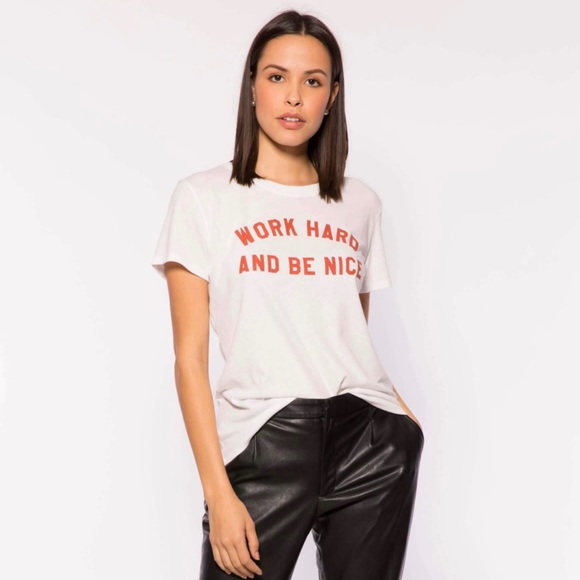 ☀️Tops & Tees☀️ - Picture 4 of 5